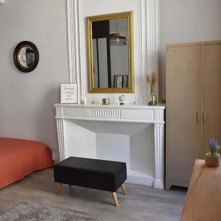 Guestready - Floating Leaves In Vieille Apartment La Rochelle (Charente-Maritime)